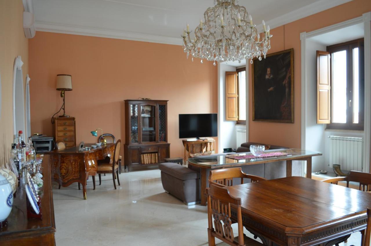 Elegante Appartamento Nel Centro Di Roma 外观 照片
