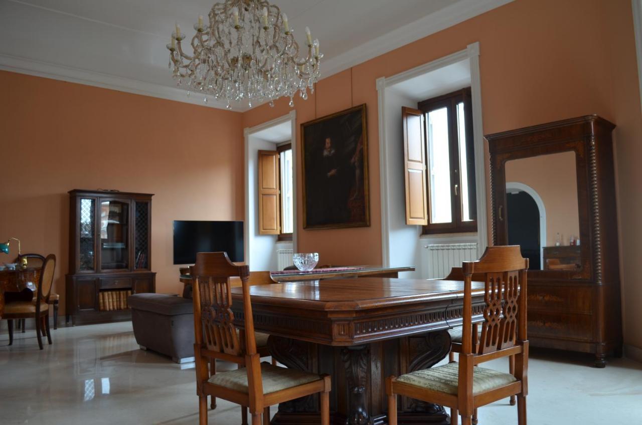 Elegante Appartamento Nel Centro Di Roma 外观 照片